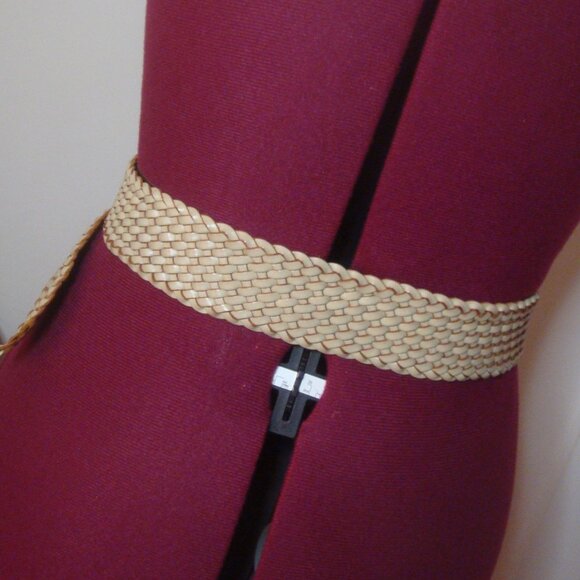 Vintage Italian Woven Leather Chunky Eye Buckle Belt main image 5